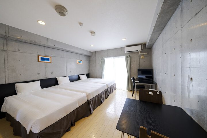 Room 63 of 191