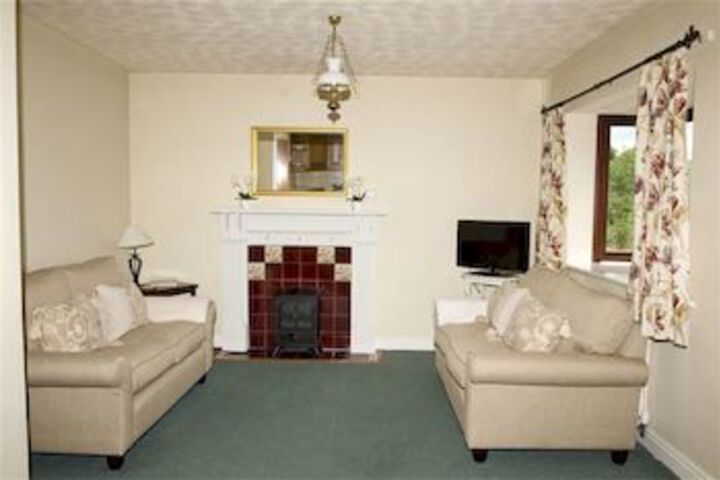 Room 9 of 9