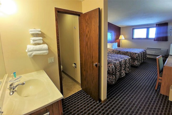 2 Double Beds (5 of 19)