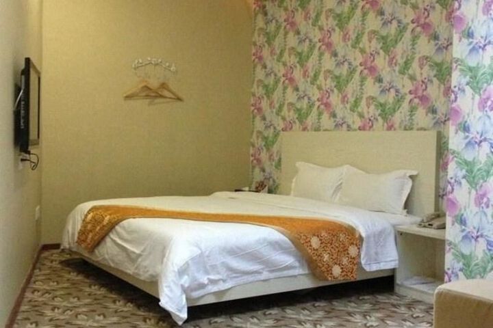 Room 12 of 71