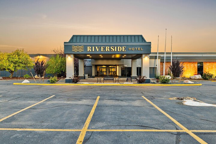 Riverside Hotel &  Conference Center in Casper, WY