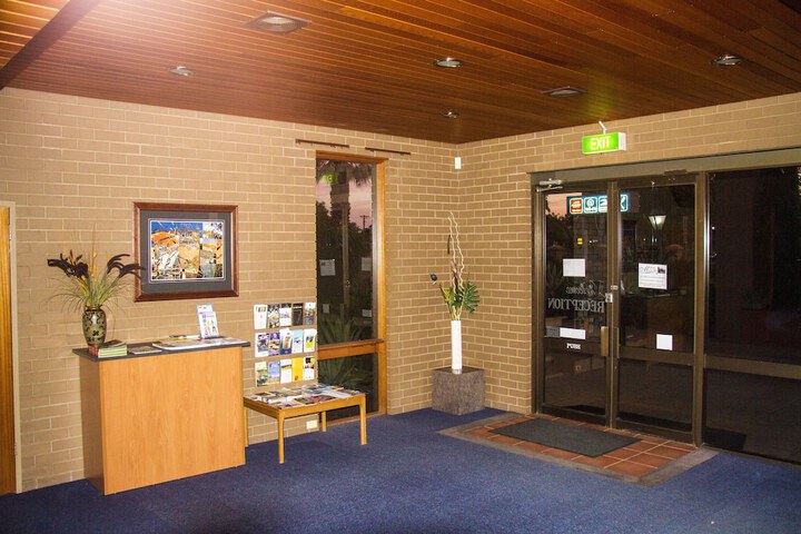 Check-in/check-out kiosk