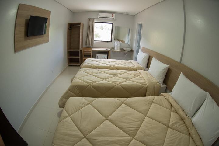 Room 10 of 29