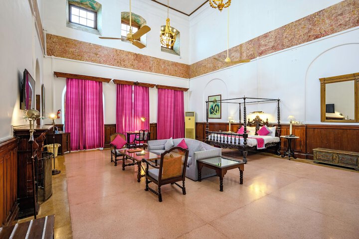 Room 16 of 55