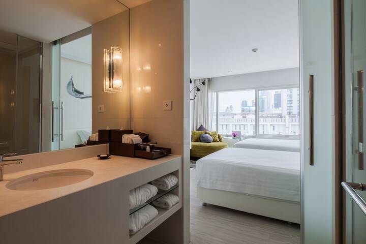 Room 47 of 135