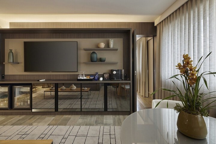 Room 47 of 110