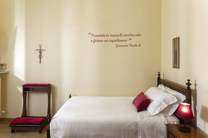 Room 15 of 79