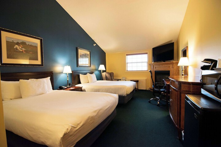 Quadruple Queen Size Bed (27 of 29)