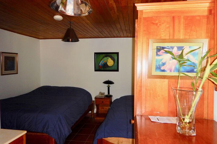 Room 14 of 154