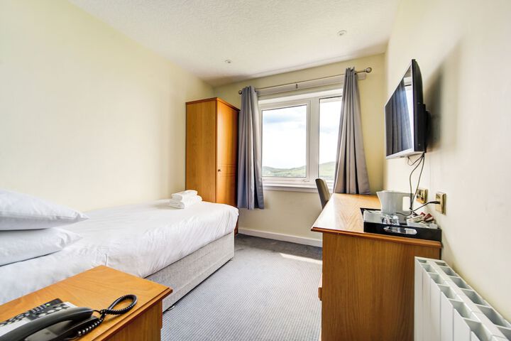 Room 35 of 105