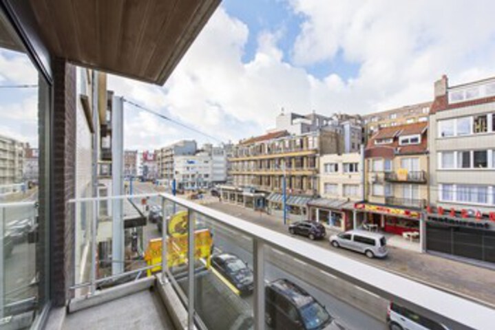 Terrace/Patio 2 of 17