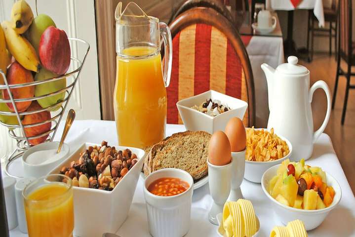 Breakfast area