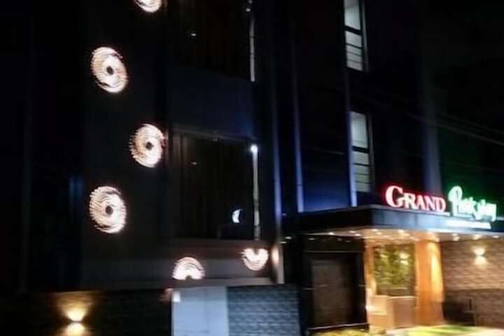 Hotel 56 of 58
