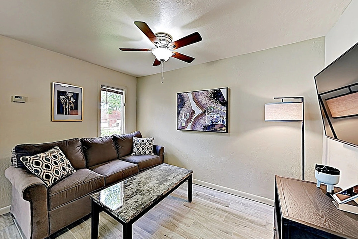 Exterior of New Listing! Ski - Walk To Resort Base 1 Bedroom Condo