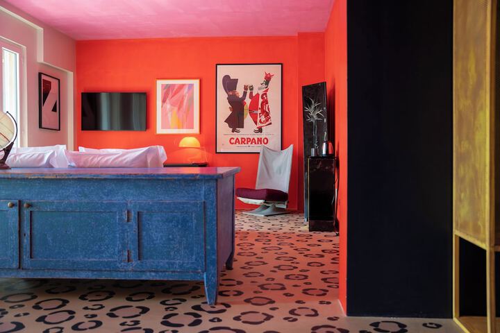 Room 21 of 31