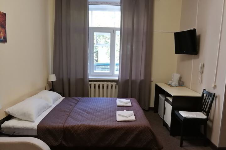 Room 15 of 94