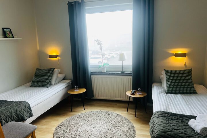 Room 8 of 25