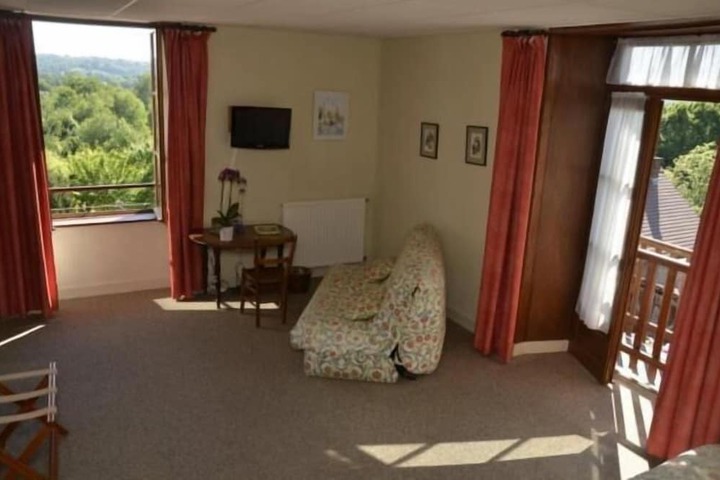 Room 7 of 36