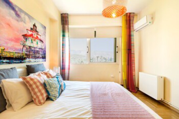 Room 26 of 32