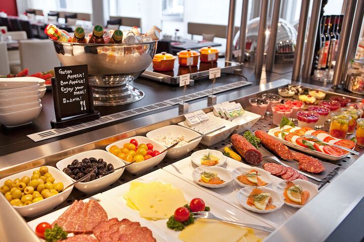 Breakfast/Coffee Service 42 of 50