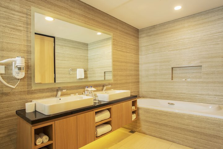 Room 4 of 58