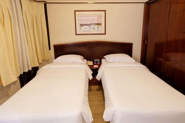 Standard Suite