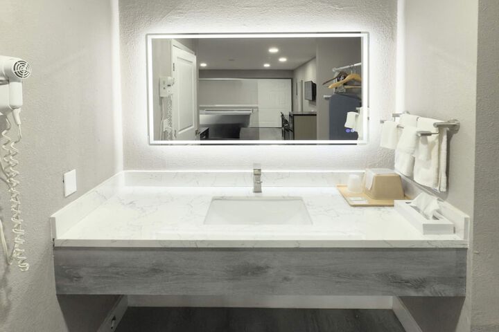 Clean Restrooms