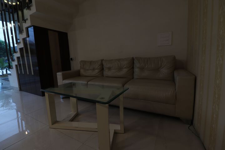 Hotel Interior 6 of 24