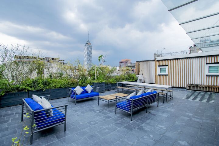 Terrace/Patio 101 of 108