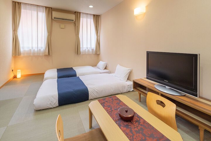 Room 17 of 82