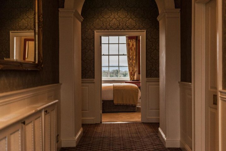 Room 7 of 44