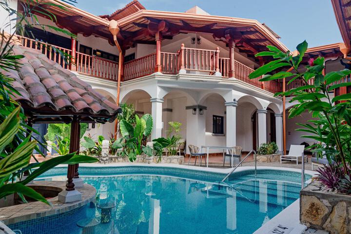 Pools & Facilities