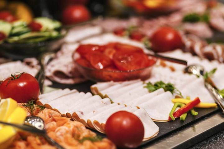 Dining 44 of 66