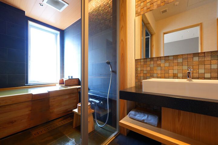 Room 60 of 70