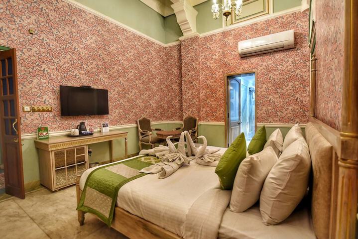 Room 12 of 59