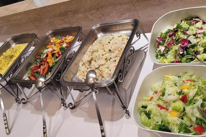 Breakfast buffet