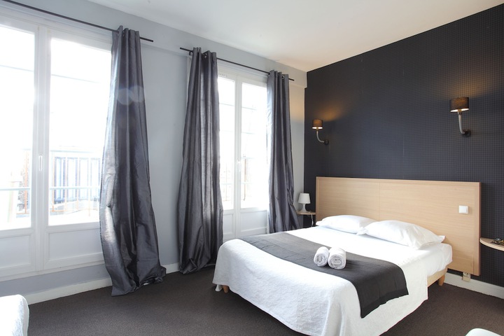 Room 2 of 60