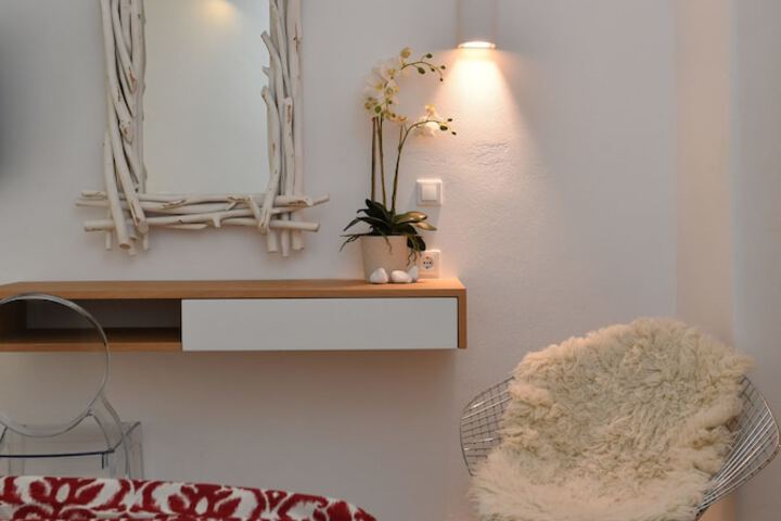 Room 44 of 65