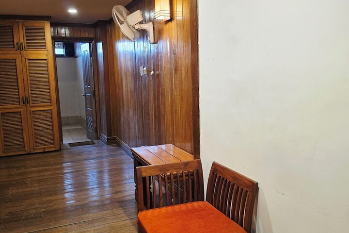 Room 26 of 181