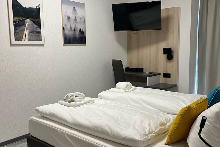 Room 27 of 59