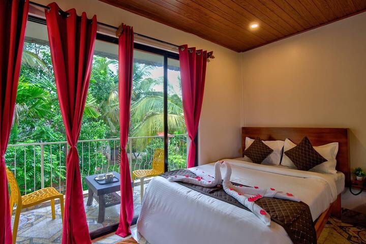 Room 2 of 30