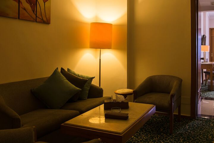 Room 18 of 50