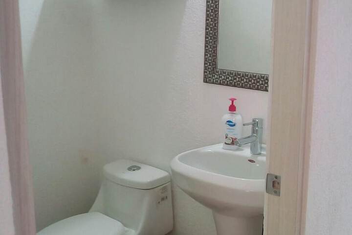 Room 34 of 46