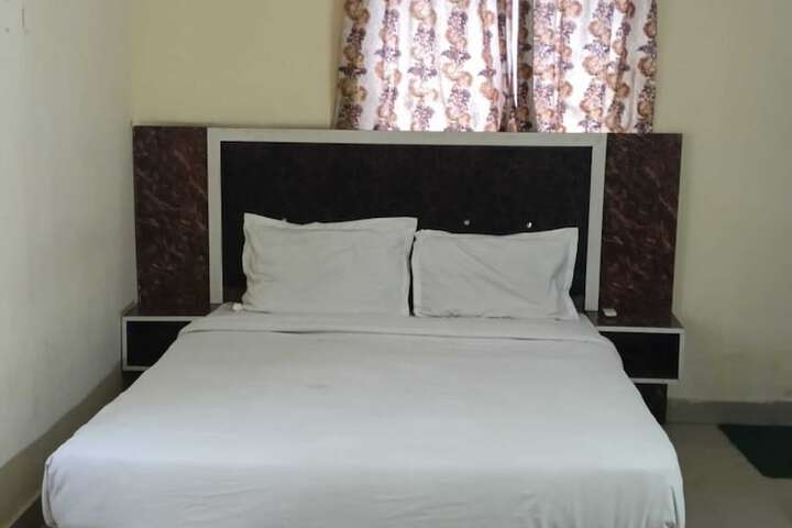 Room 14 of 21