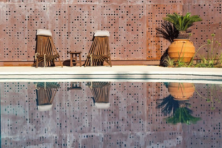 Pool 95 of 170