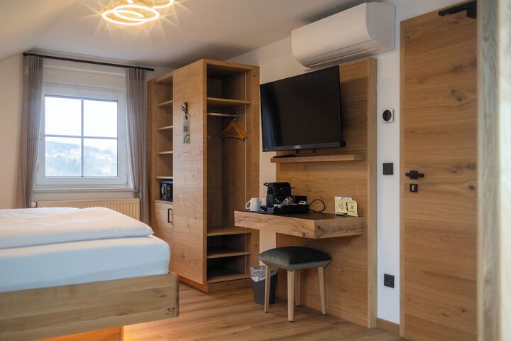 Room 14 of 55