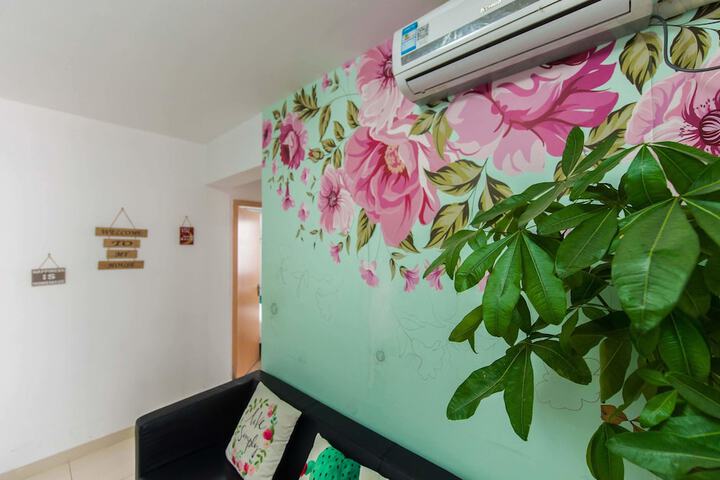 Room 18 of 100