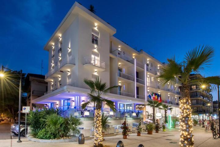 Hotel Lido