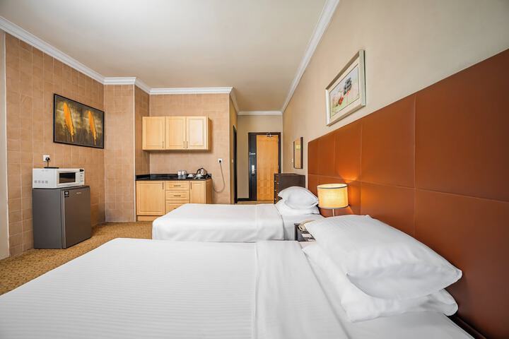 Room 28 of 59