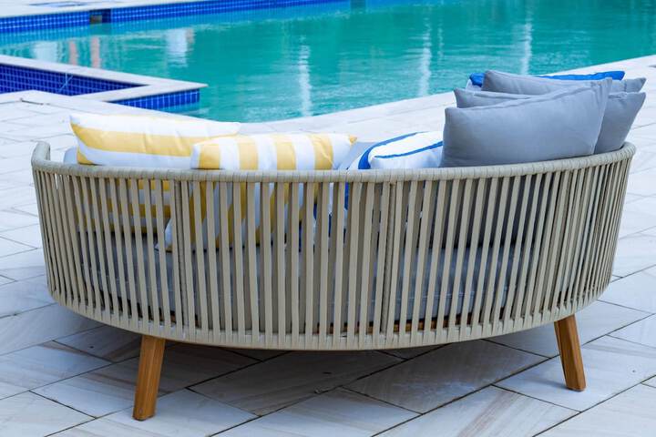 Pool 58 of 84